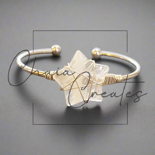 Wire Wrapped Clear Rock Quartz Stone Star Silver Bangle Bracelet