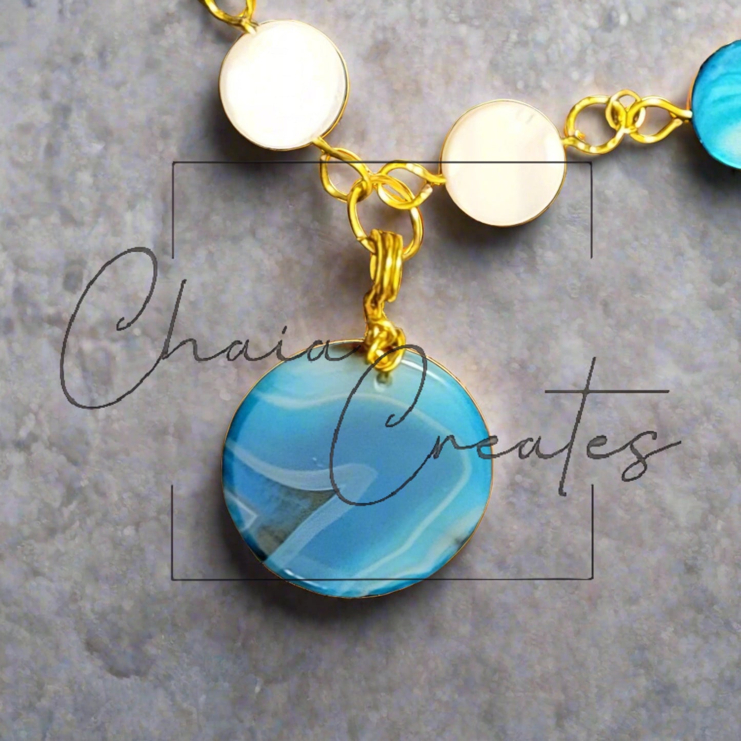 Wire Wrap Blue Druzy Agate Stone Disc Amulet Pendant Shell Link Necklace