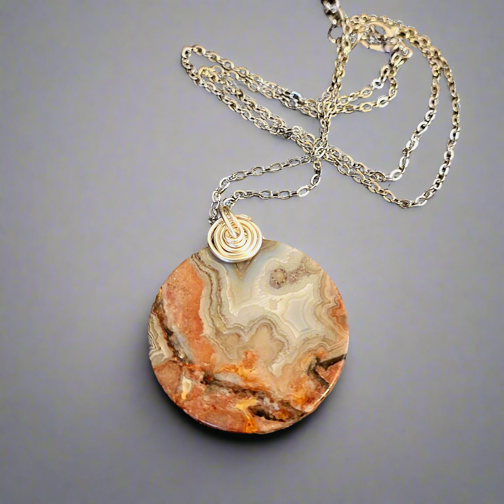 Round Disc Amulet Swirls Wire Wrap Pendant Silver Link Chain Necklace [Crazy Lace Agate]