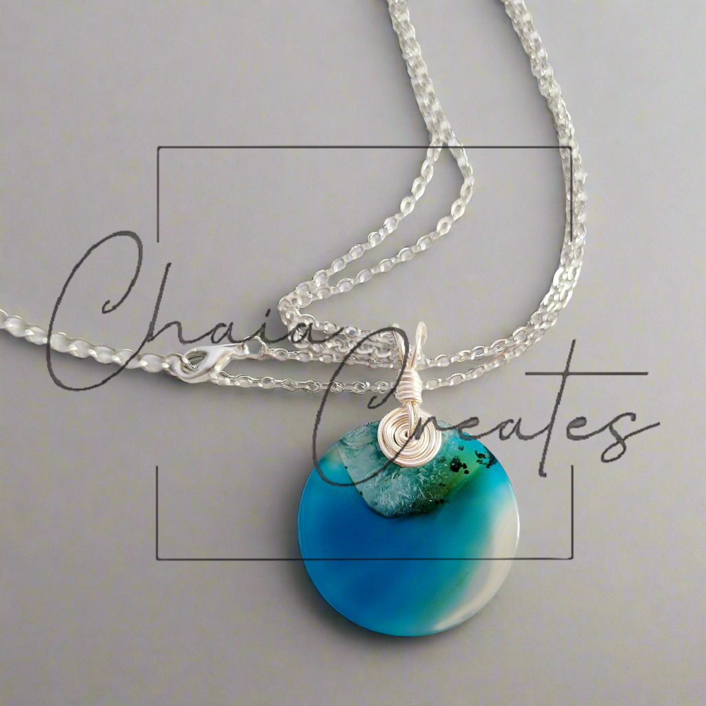 Blue Clear Druzy Agate Round Silver Wire Wrapped Pendant Necklace