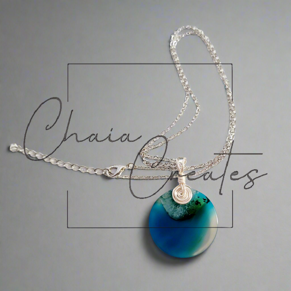 Blue Clear Druzy Agate Round Silver Wire Wrapped Pendant Necklace