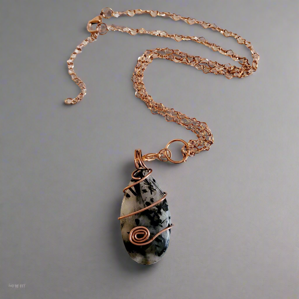 Rutilated Quartz Spirals Copper Wire Amulet Pendant Heart Link Necklace